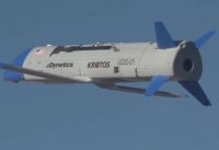 Il super-drone spia americano ‘X-61A Gremlin’ supera il primo test. Ma precipita