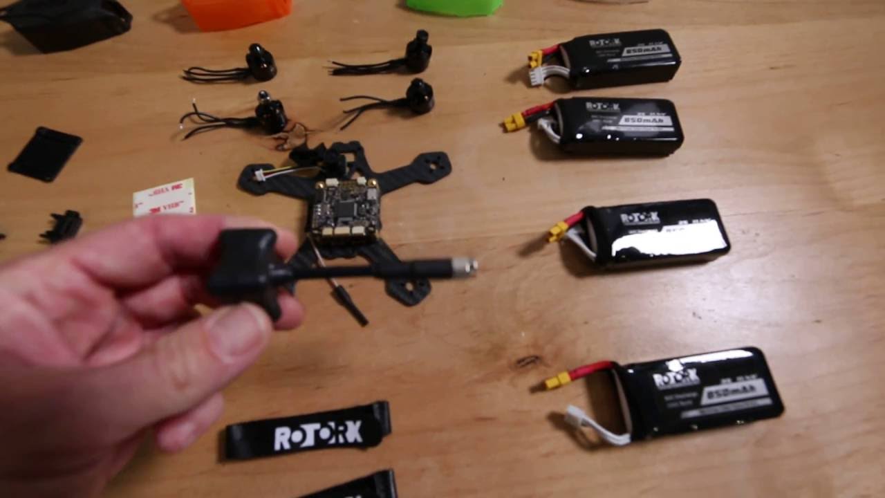 RotorX Atom V2: Worlds Smallest FPV Racing Drone – First Look